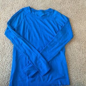 Athleta momentum long sleeve blue medium
